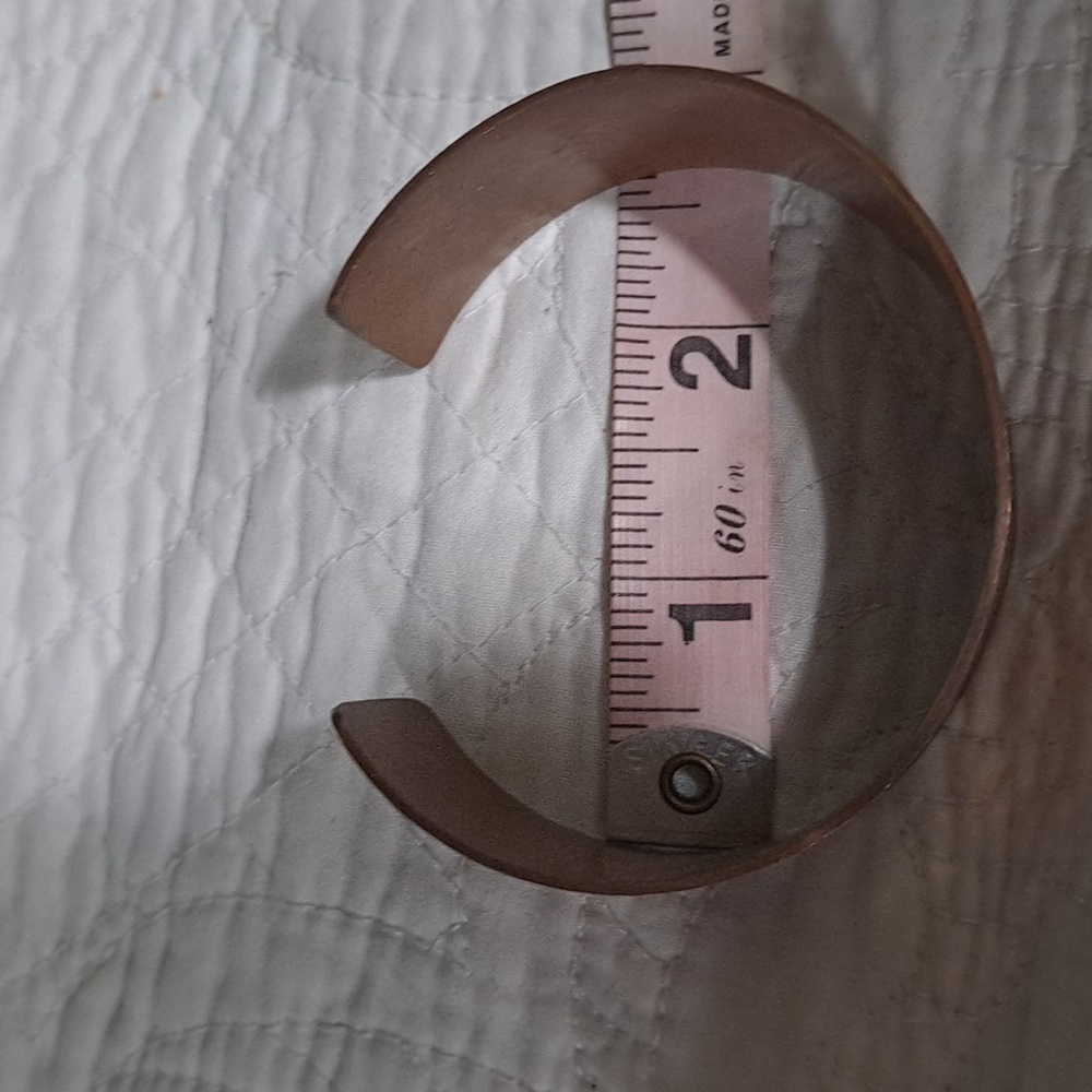 Copper cuff bracket